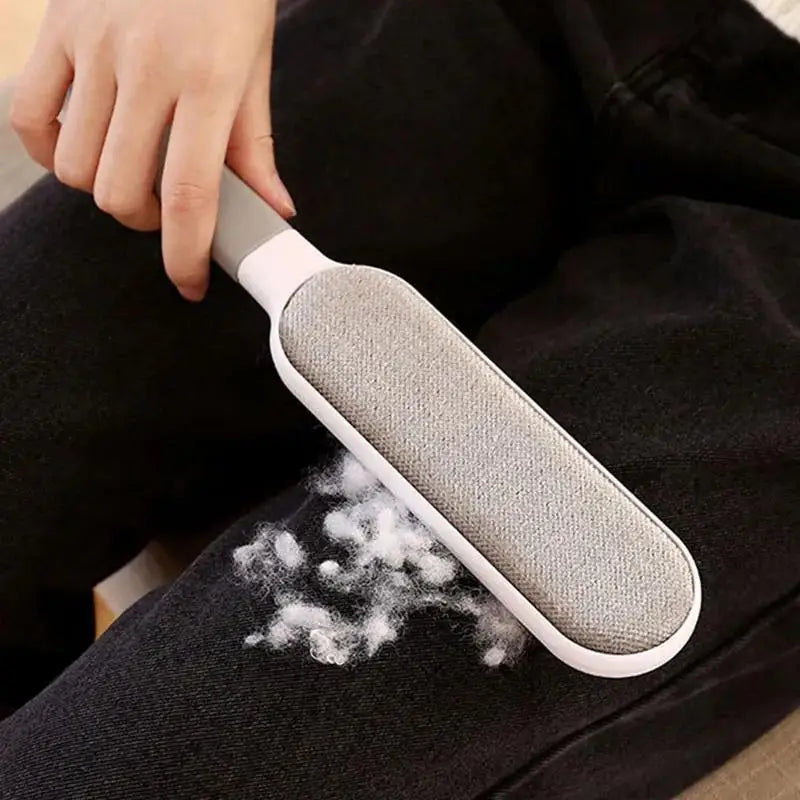 Double-Sided Hair/lint Remover.